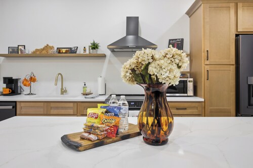 Single Barrel at The Stable Reserve! 5 miles from 4Roses and Wild Turkey