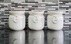 Sèche-cheveux, serviettes fournies