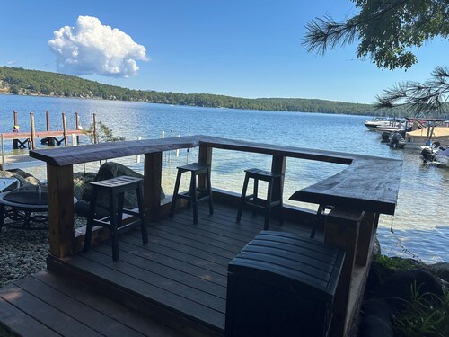 Families Enjoy-Waterfront Home & Dock in Meredith’s No‑Wake Zone- Kayaks