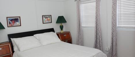 1 chambre, fer et planche Ă repasser, Wi-Fi, literie fournie