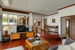 Smart-TV, DVD-Player