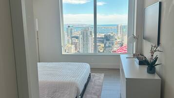 2 soverom, strykejern/-brett, internettilgang og sengetøy