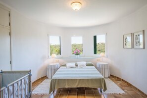 Room - S'ALGUERET - Cozy house with shared pool and sea views in Portopetro - Free Wi-Fi (Santanyí)