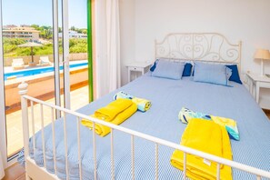 4 Schlafzimmer, Bügeleisen/Bügelbrett, kostenloses WLAN, Bettwäsche