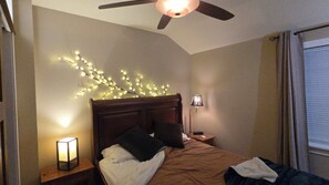 2 soverom, strykejern/-brett, wi-fi og sengetøy