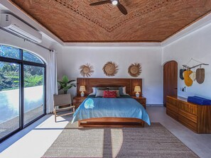 4 bedrooms, WiFi, bed sheets