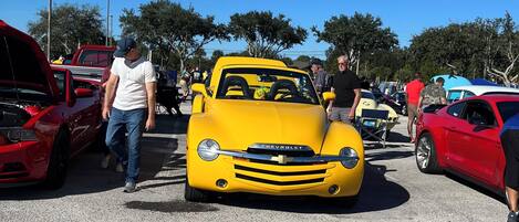 Third-party on-site parking