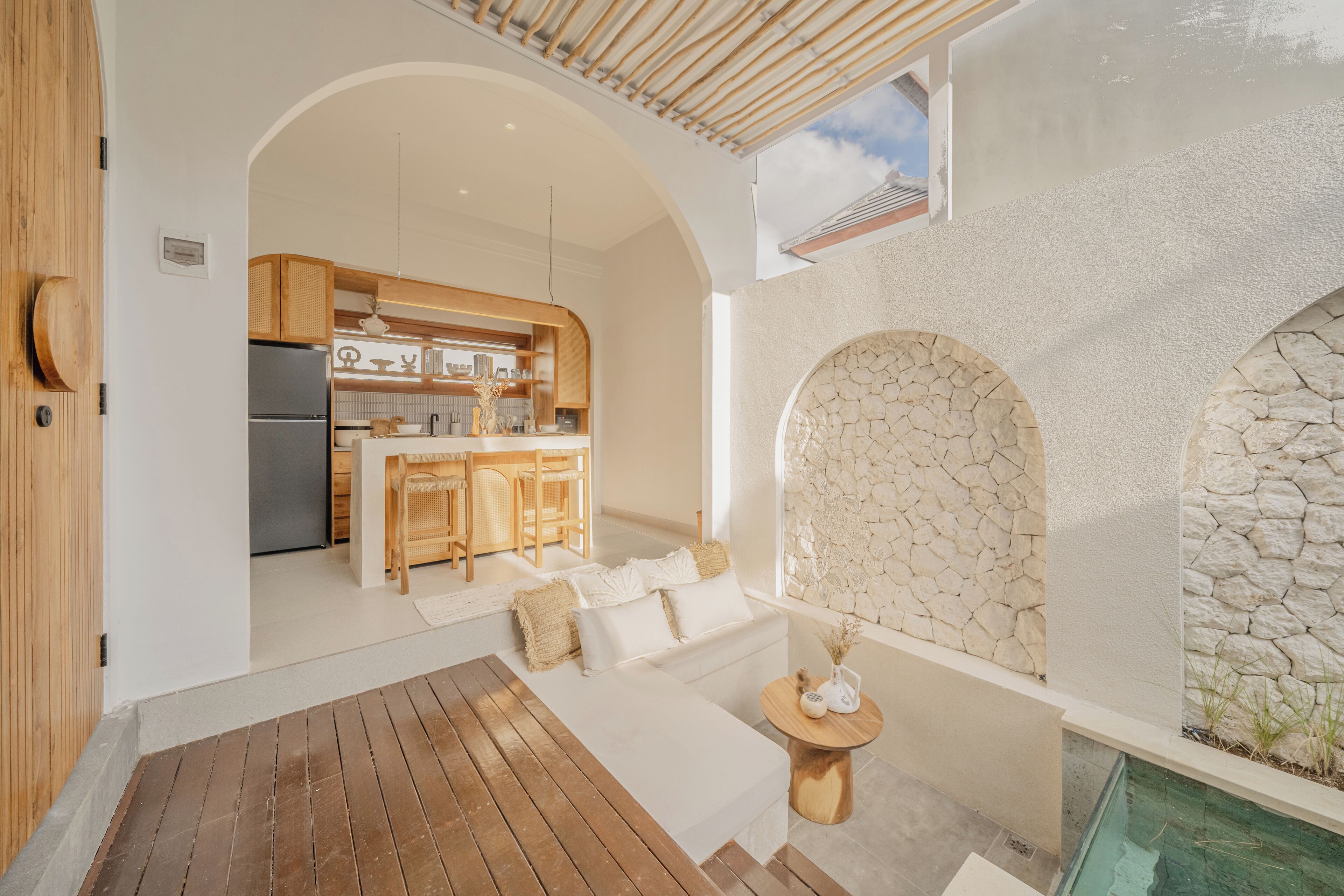 Villa de diseño, vistas a la piscina | Cocina básica privada