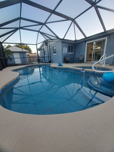 Heated Pool Beach  Retreat