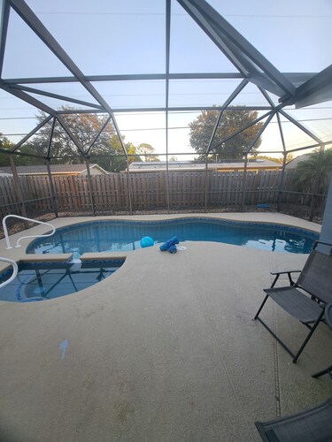 3-bedroom house in wonderful South Daytona with pool