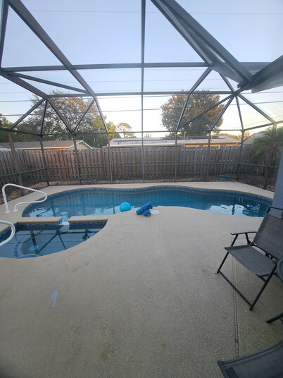 3-bedroom house in wonderful South Daytona with pool