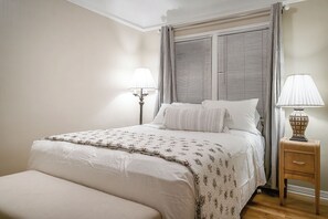 1 chambre, fer et planche Ă repasser, Wi-Fi, draps fournis