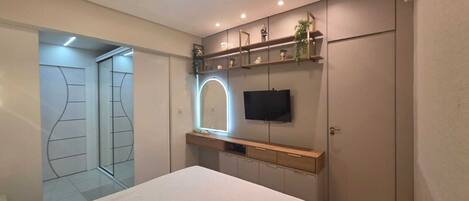 4 makuuhuonetta, silitysrauta/-lauta, Wi-Fi, vuodevaatteet