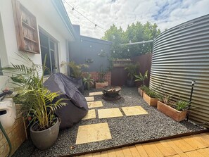 Villa, 2 habitaciones, patio, vista al patio | Vista al patio