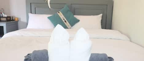 Chambre Standard, balcon, vue sur le fleuve | AccĂšs au Wi-Fi (inclus)