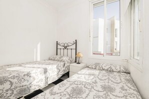 3 habitaciones y ropa de cama 