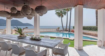 VILLA PORT VERD - Luxury sea-front villa in Cala Bona