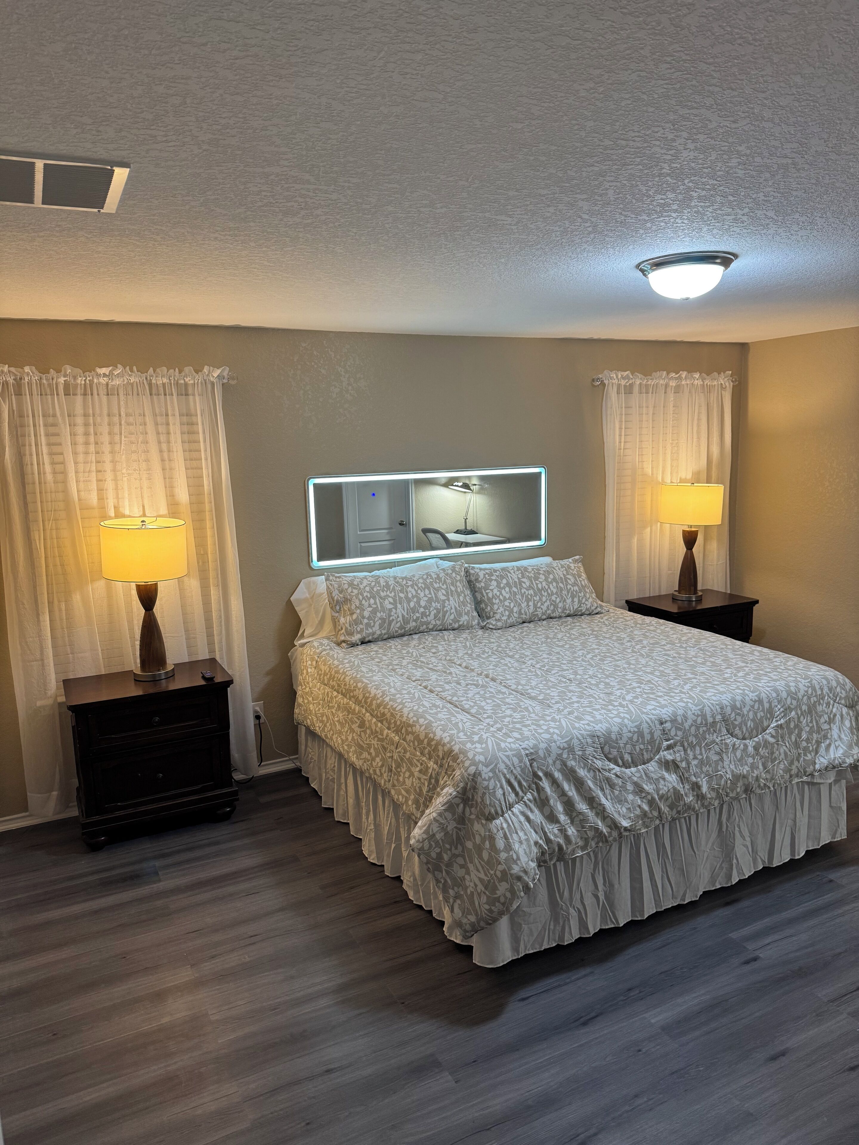 5 Schlafzimmer, Bügeleisen/Bügelbrett, WLAN, Bettwäsche