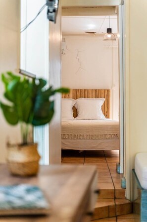2 habitaciones, tabla de planchar con plancha y wifi gratis 