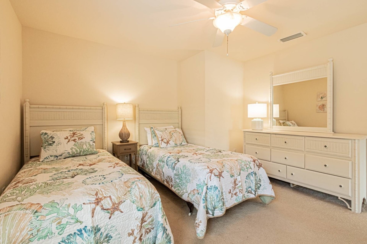 Photo 24 of Briarwood upscale pool/spa home w/lake views, outdoor TV/entertaining area & 2nd king guest suite