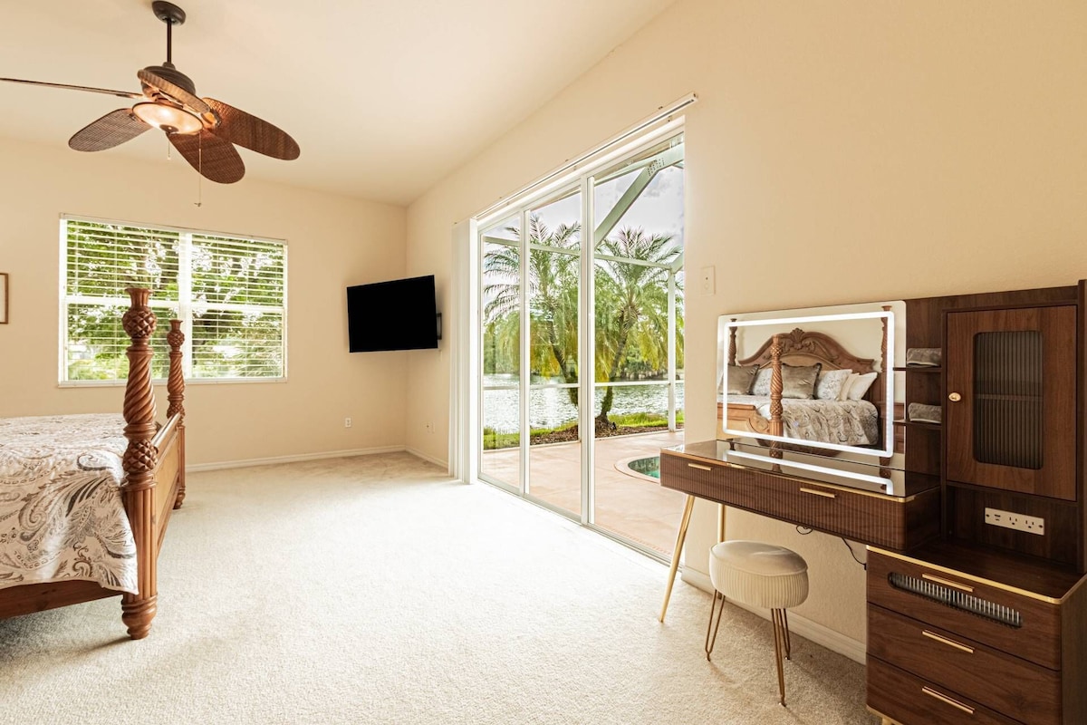 Photo 11 of Briarwood upscale pool/spa home w/lake views, outdoor TV/entertaining area & 2nd king guest suite