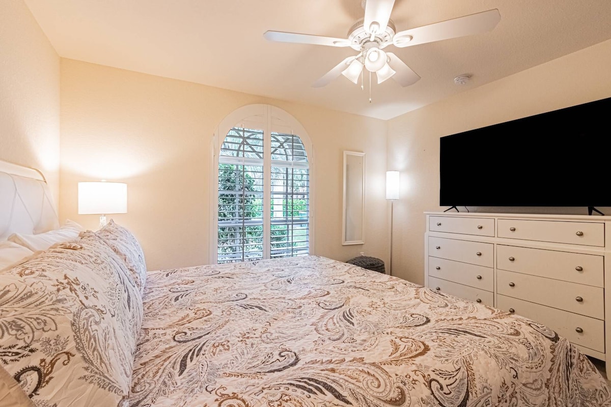 Photo 18 of Briarwood upscale pool/spa home w/lake views, outdoor TV/entertaining area & 2nd king guest suite