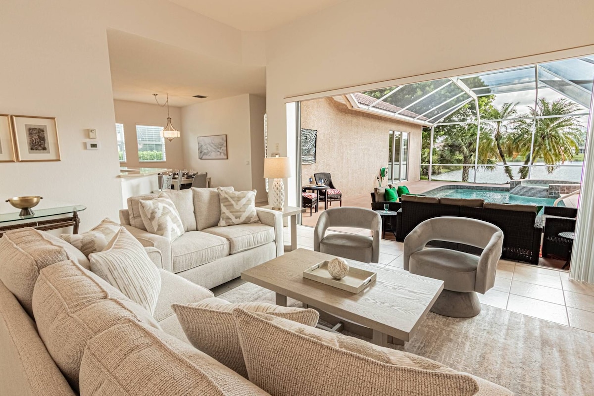 Photo 5 of Briarwood upscale pool/spa home w/lake views, outdoor TV/entertaining area & 2nd king guest suite