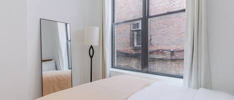 2 chambres, fer et planche à repasser, Wi-Fi, draps fournis