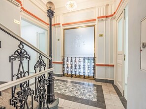 Interior - Čelakovsky by Interhome (Prague centre)