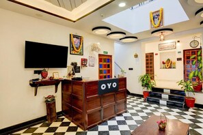 Lobby - Hotel Lake N Hill View (Udaipur)