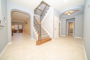 Interior - Stylish Family Getaway | Room for Everyone (Red Oak)