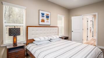 7 habitaciones, escritorio, cuna de viaje y wifi