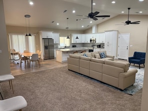 Tv, bordfodbold, bøger