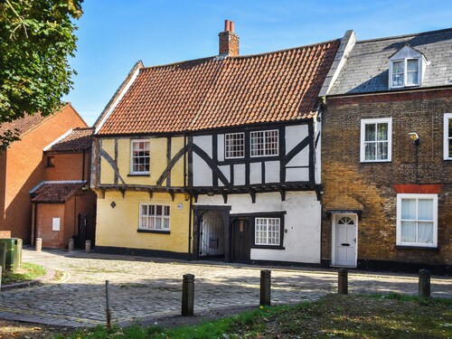 2 bedroom accommodation in Kings Lynn