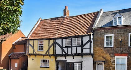 2 bedroom accommodation in Kings Lynn