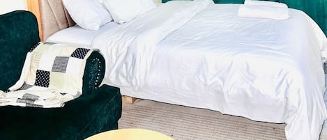 Superior Single Room, City View | Desk, laptop workspace, free WiFi