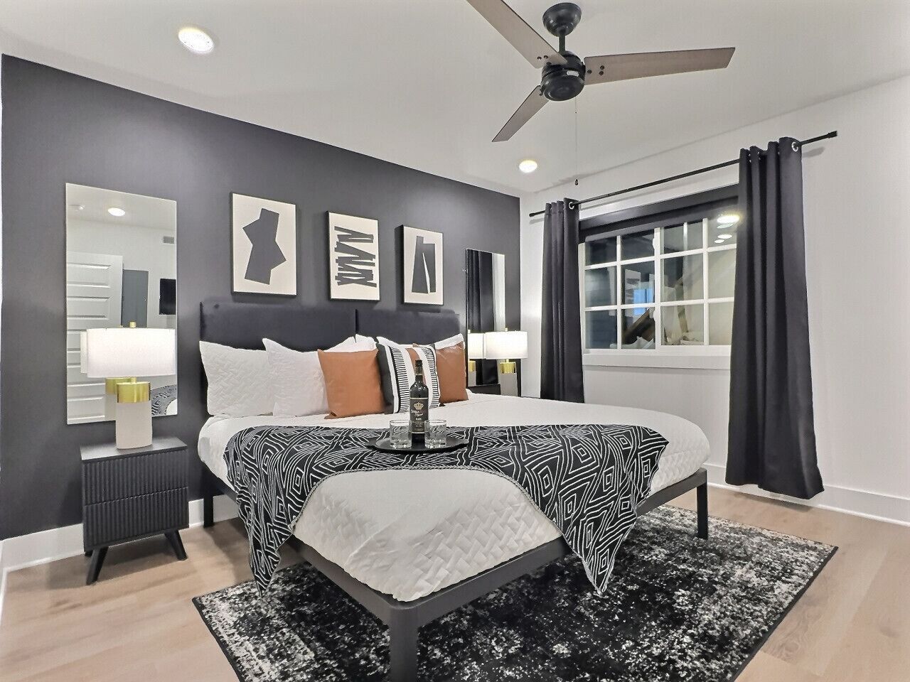 1 bedroom, desk, iron/ironing board, WiFi