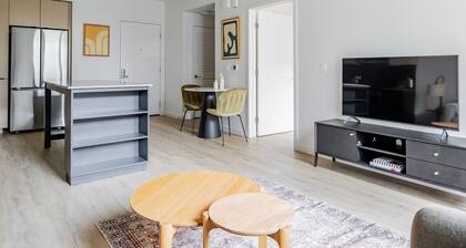 Blueground | Santa Clara, pool, nr Central Park