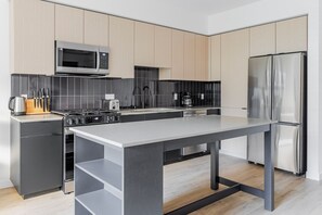 Fridge, microwave, oven, dishwasher