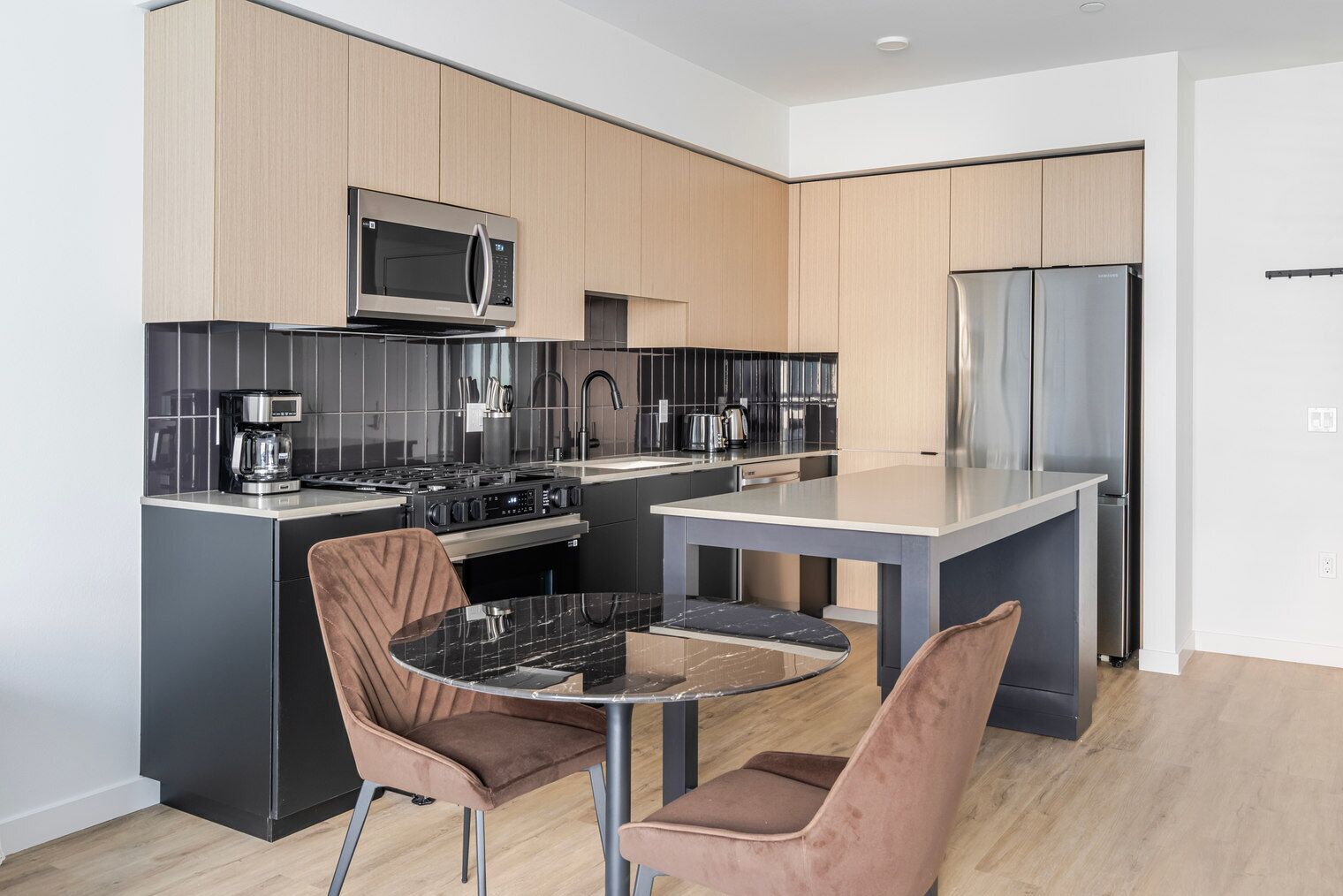 Fridge, microwave, oven, dishwasher