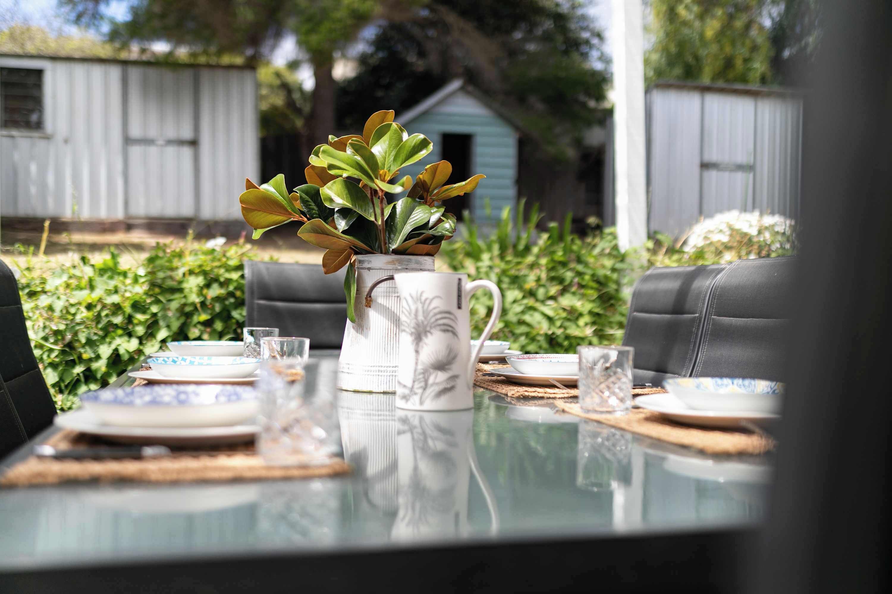 تناول الطعام بالخارج