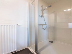 Shower - Sleek and modern beachfront flat (Koksijde)