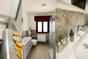 ヘアドライヤー、タオル、石鹸、トイレットペーパー