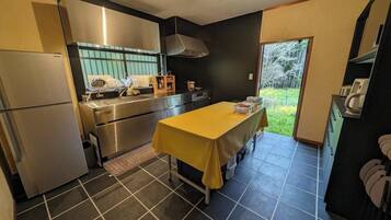 Fridge, stovetop, cookware/dishes/utensils