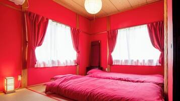 3 bedrooms, free WiFi, bed sheets
