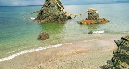 Limited to one group1 minute walk from the beachSpacious 977 minute walk from Futaminoura Statio / Ise Mie