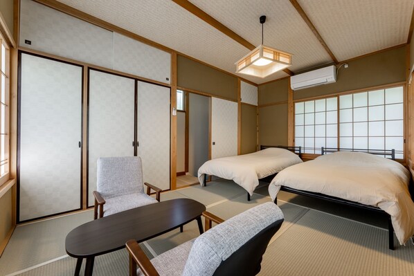 2 habitaciones, tabla de planchar con plancha y wifi gratis 