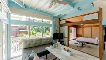 Bügeleisen/Bügelbrett, kostenloses WLAN, Bettwäsche