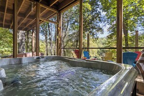 Bain à remous extérieur