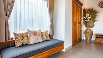 Villa, 1 Bedroom, Private Pool, Garden View | Desk, laptop workspace, free WiFi